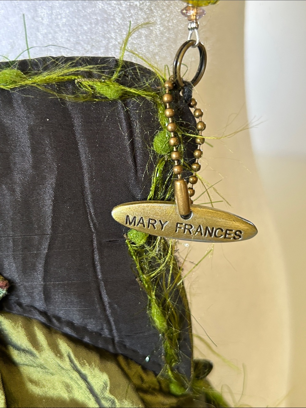 MARY FRANCES BEADED GREEN SILK, FLORAL APPLIQUÉ AND FRINGE CROSSBODY bag - Picture 3 of 15